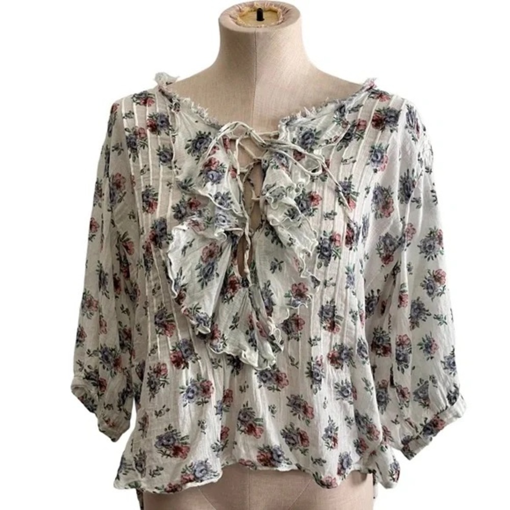 Denim and supply ruffle top floral
